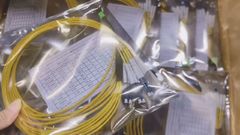 MTP MPO Breakout patch cable การจัดส่ง