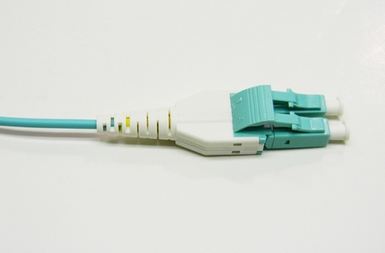 ST Connector Fiber Optic Connector Resistant Through Outdoor Test For Enhanced Network Efficiency