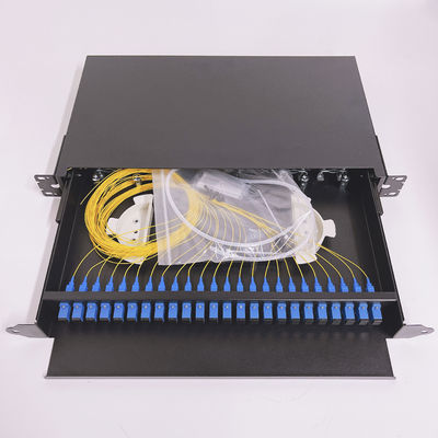 กล่องไฟเบอร์ออปติกชนิดเลื่อน SC LC FC ST 24 Port Rack Mount Patch Panel ODF